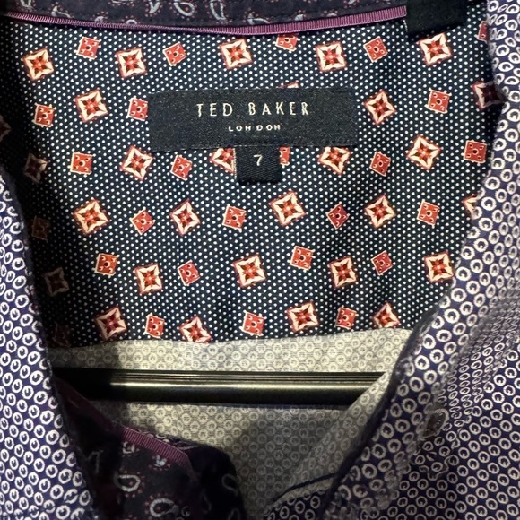 Ted baker- London- size 7-purple color- 96% cotton-button down- short sleeves - Picture 4 of 7